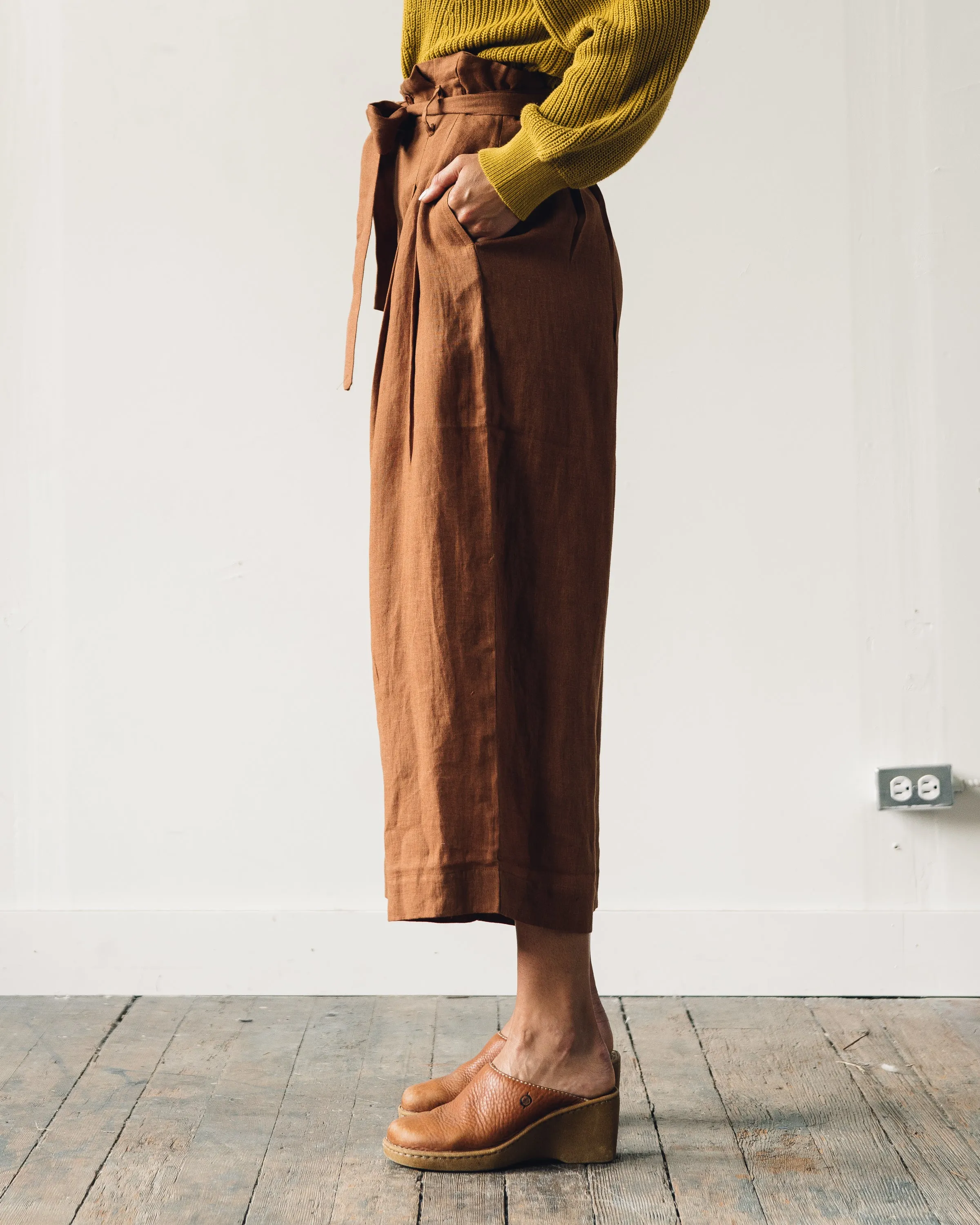 7115 Pleated Linen Trouser, Rust