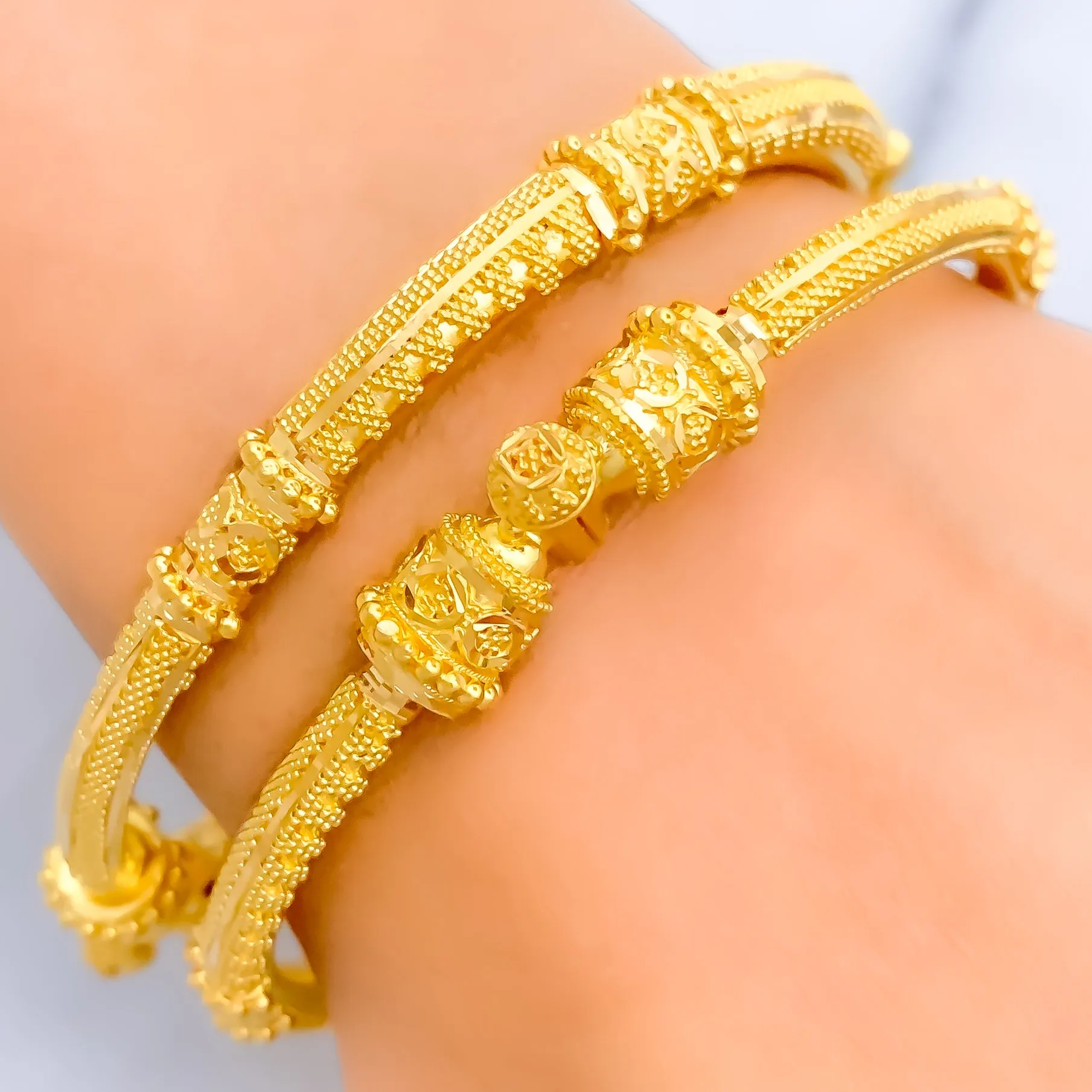 Exquisite Beaded 22K Gold Pipe Bangles - Elegant Palatial Design