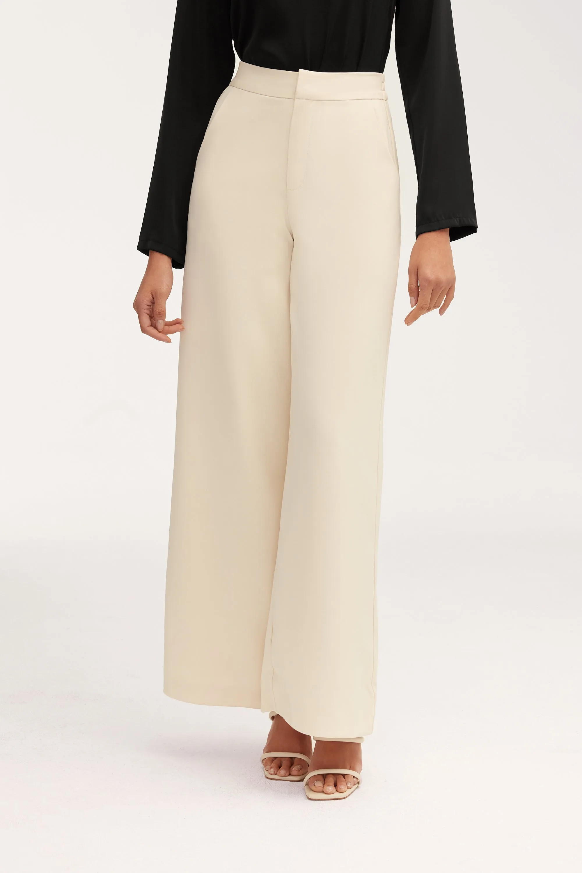 Essential Ultra Wide Leg Pants - Off White