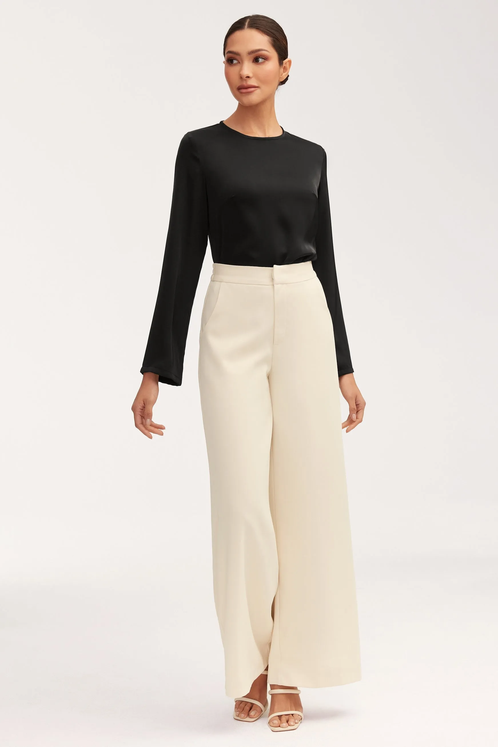 Essential Ultra Wide Leg Pants - Off White