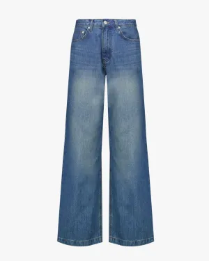 Loose Fit Jeans