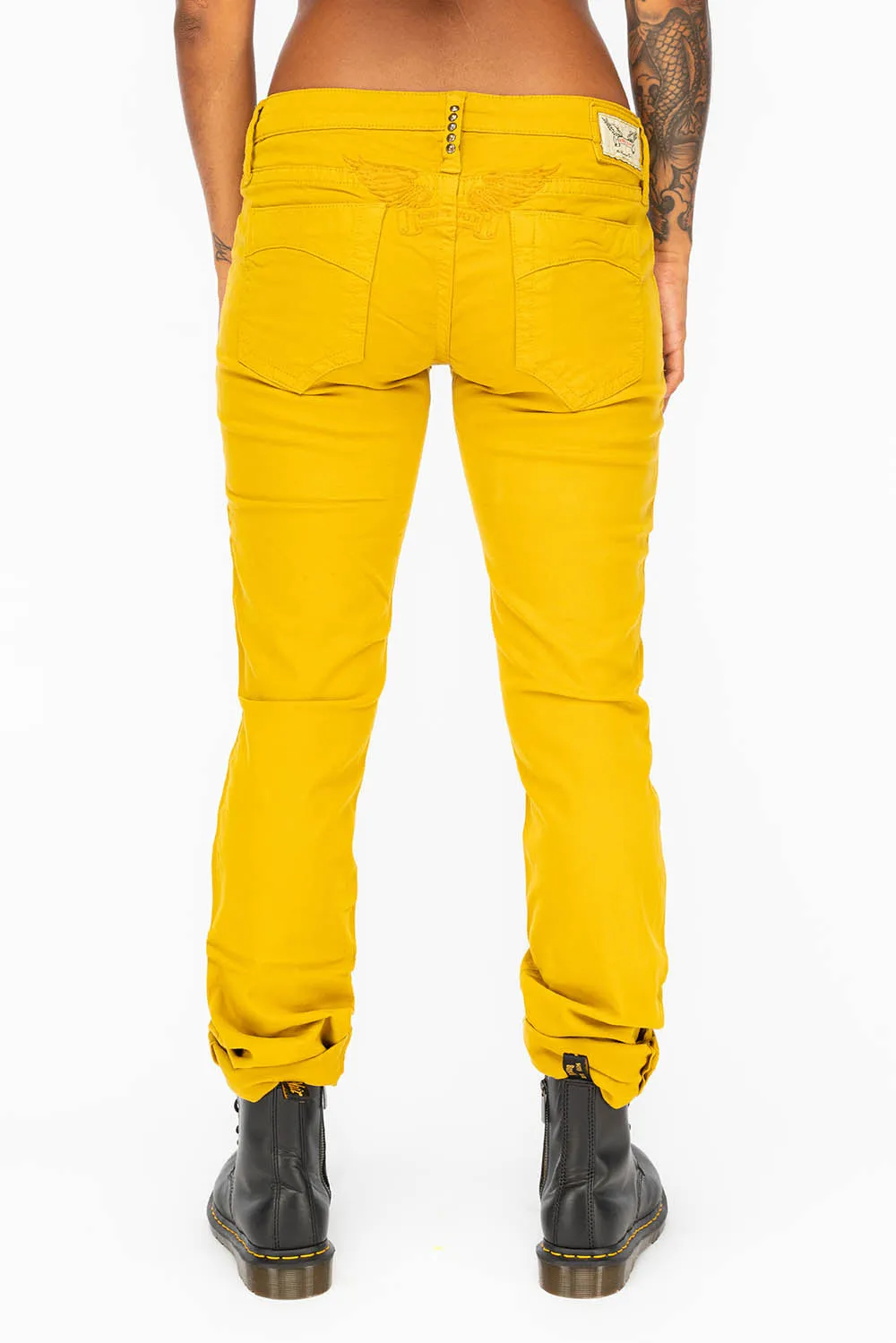 LOW RISE WOMENS JEANS IN YELLOW WITH TONAL WINGS