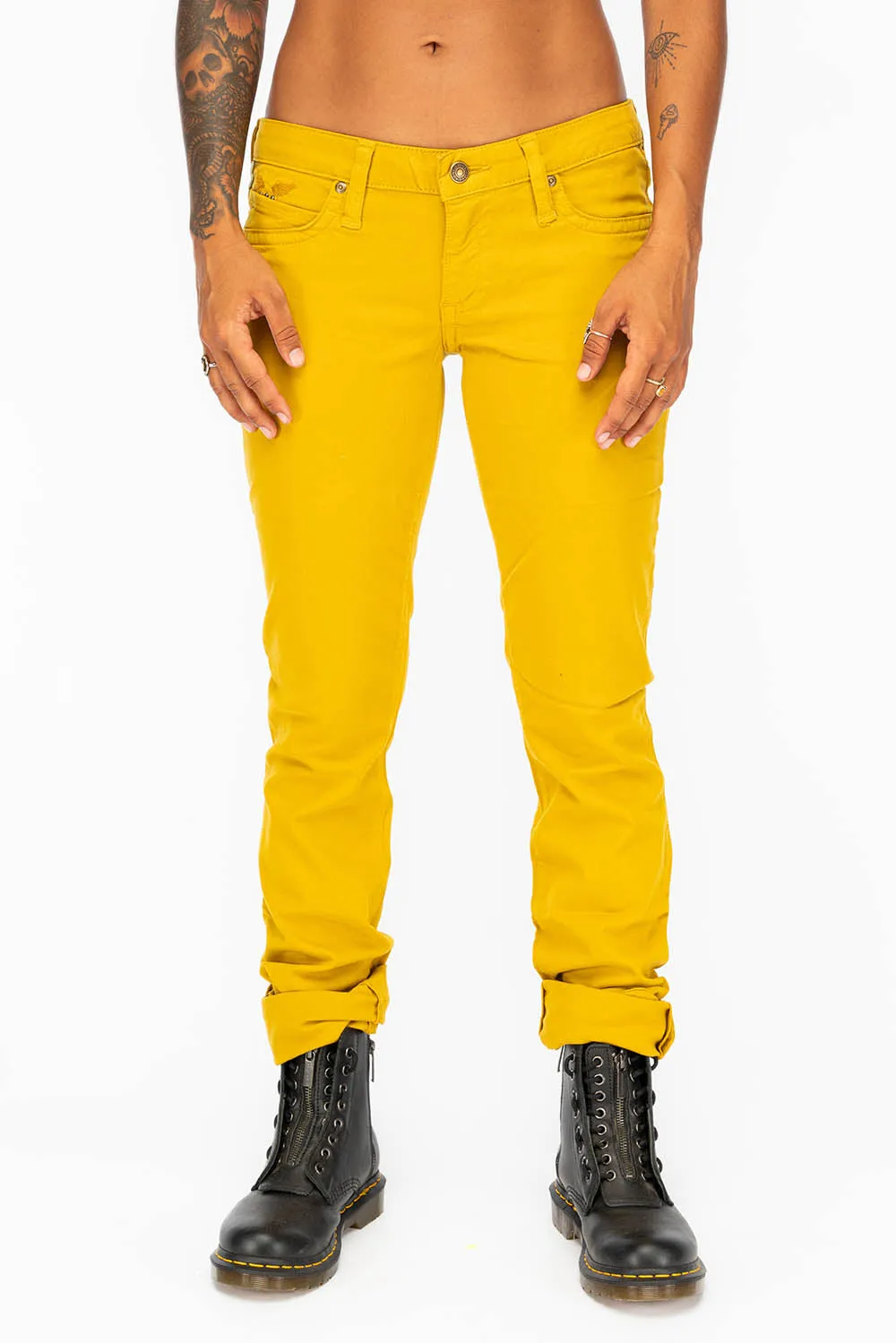 LOW RISE WOMENS JEANS IN YELLOW WITH TONAL WINGS