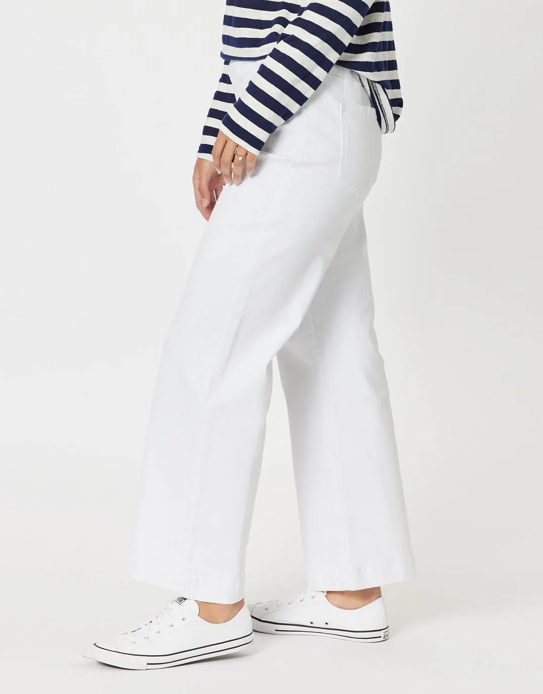 Maddy Pull On Wide Leg Jean - White