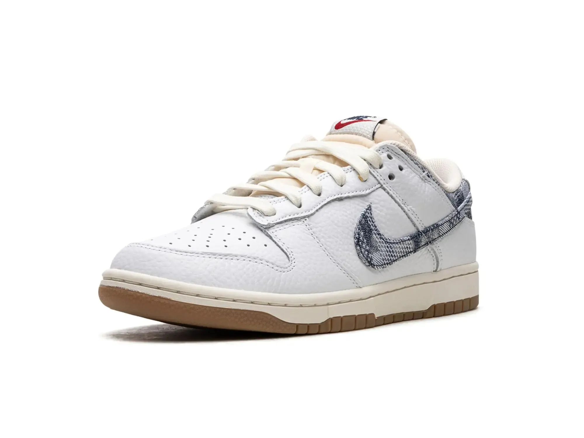 Nike Dunk Low "New Americana Washed Denim"