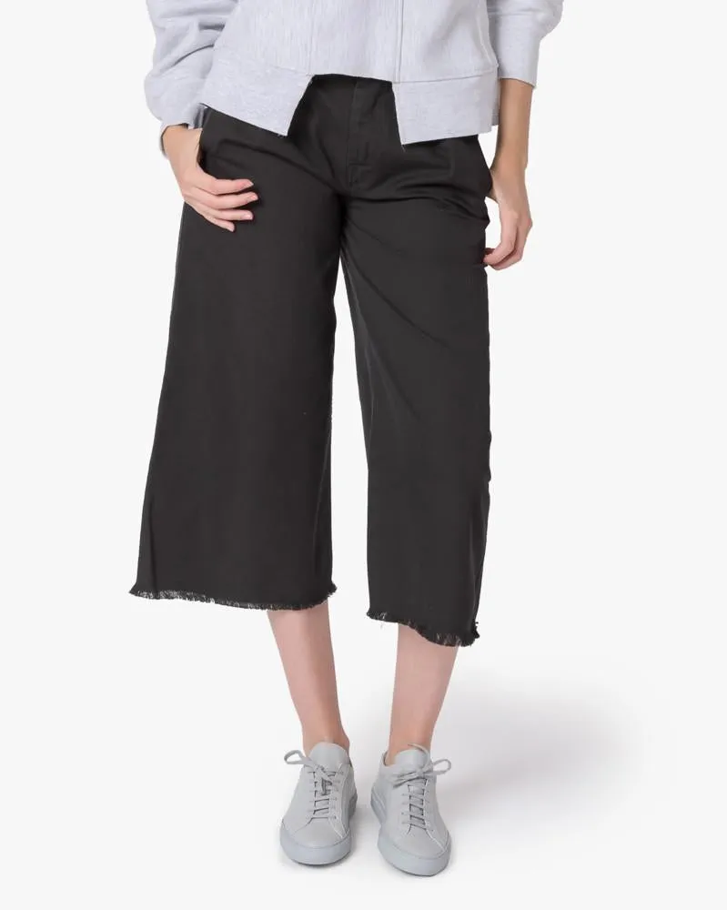 Odea Pants in Black