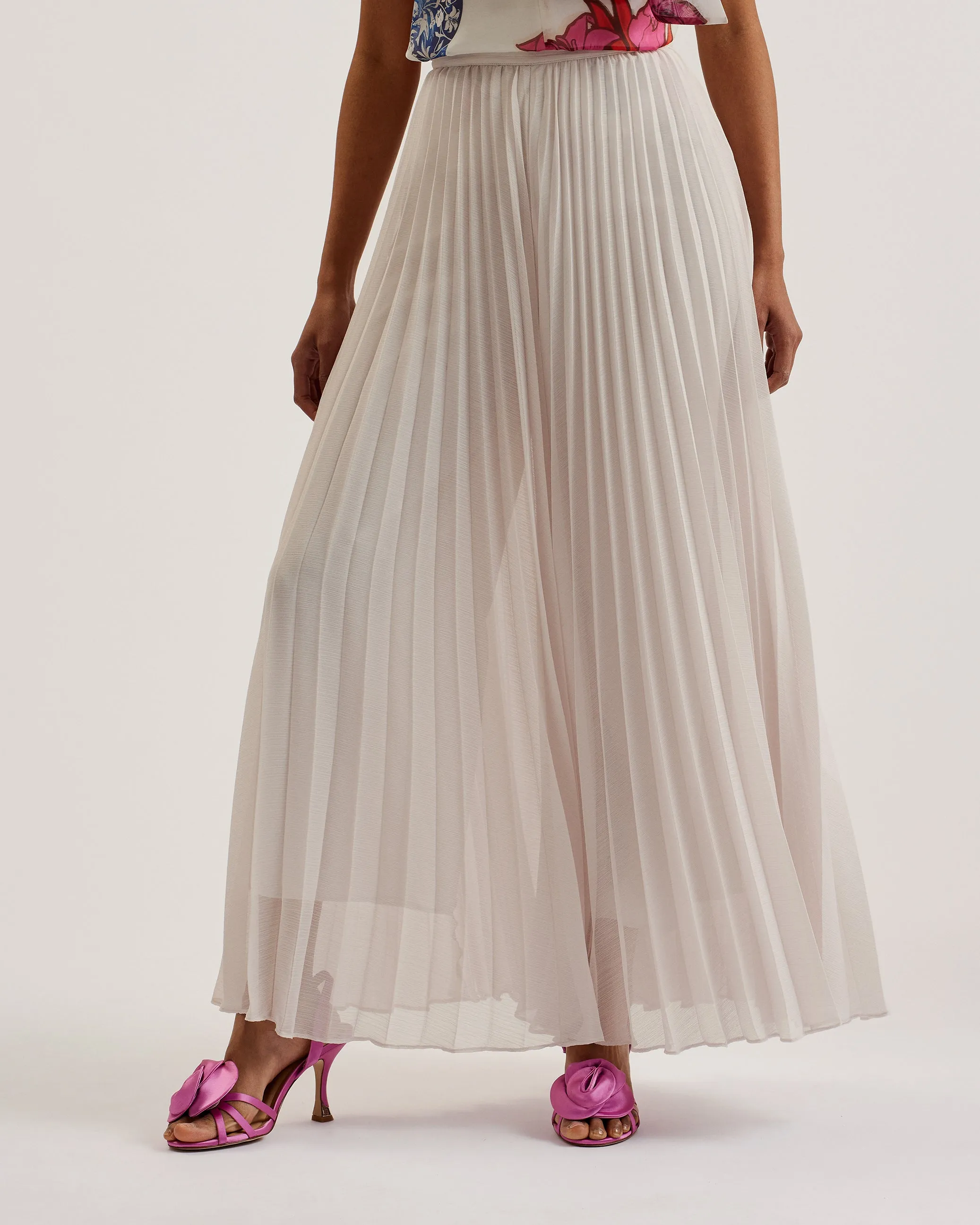 Yoshino Wide Leg Pleat Trouser White